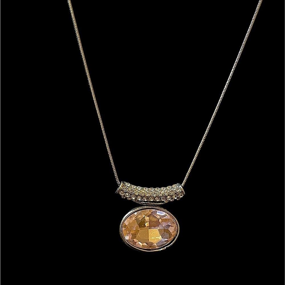 Pink Gem rhinestone-studded curved tube accent oval Silver Pendant Necklace